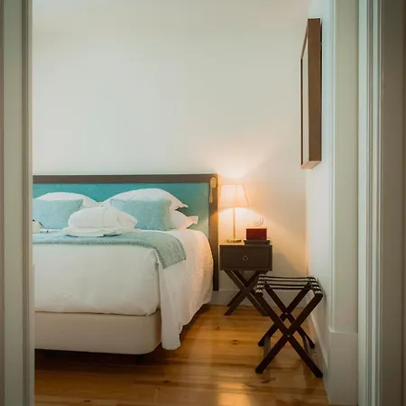 Once Upon Готель